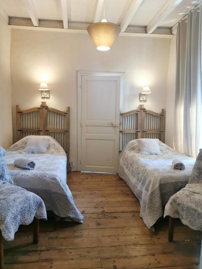 Chambres D'Hotes Chez Valerie Арет Номер фото